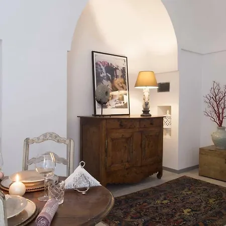 Villa Charming And Luxury Close To *