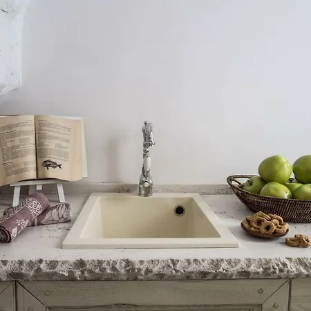 Charming And Luxury Close To Vila